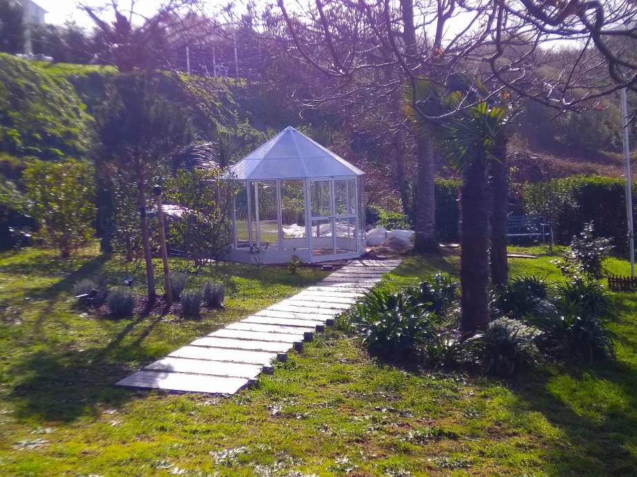 Instalación de cenador en Santa Cruz - Oleiros - A Coruña